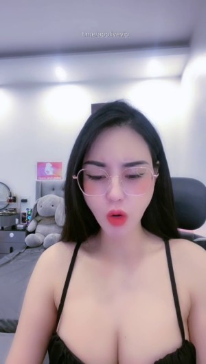 Meooo(@Trangmel.99) không bán bòng bưởi, chỉ thích chém gió đạo lý – Meooo