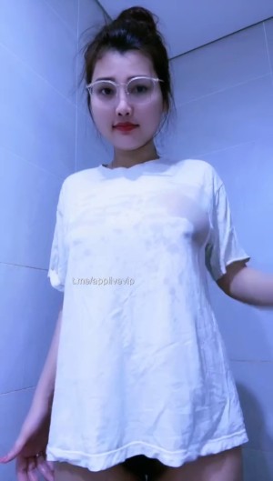 Lamonly ngoan xinh yêu cute của các anh đây – Lamonly lộ clip nóng