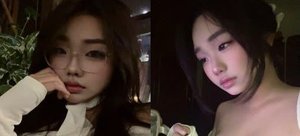 Em vú khủng khoái nằm trên cưỡi